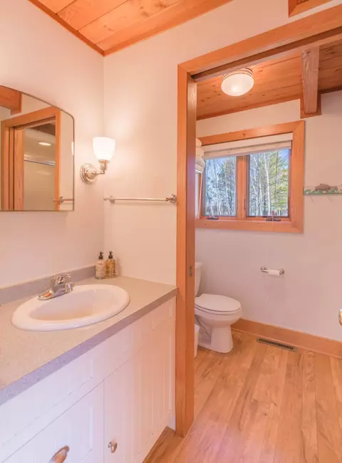 Bath - 9107 Wilderness Point Rd, Brainerd, MN 56401 photo 1 of 2
