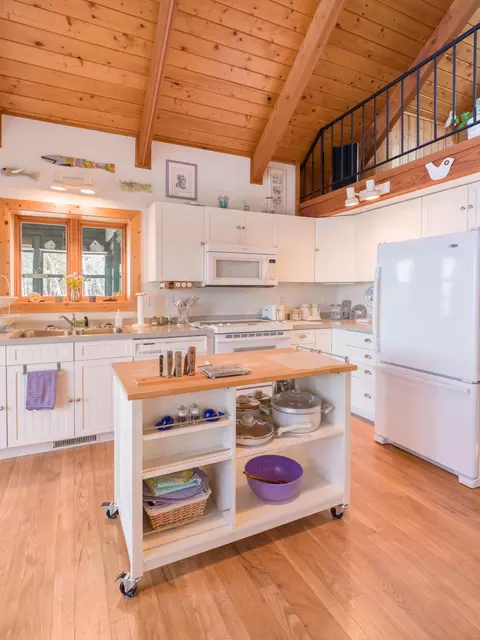 Kitchen - 9107 Wilderness Point Rd, Brainerd, MN 56401 photo 2 of 4