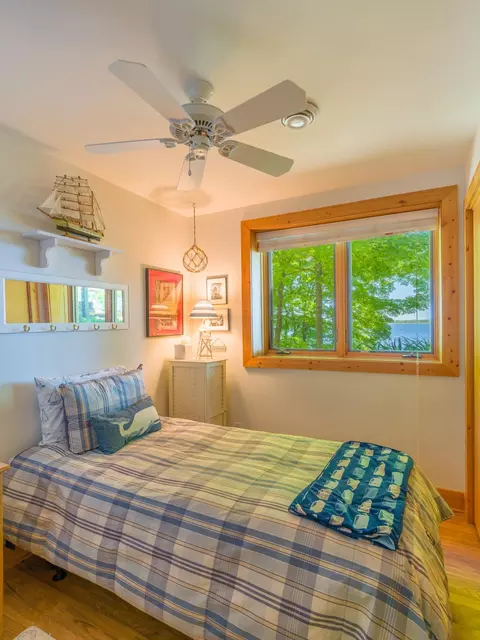 Bedroom - 9107 Wilderness Point Rd, Brainerd, MN 56401 photo 3 of 3