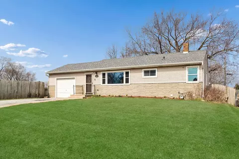 1461 Grandview Ave E, Maplewood, MN 55109