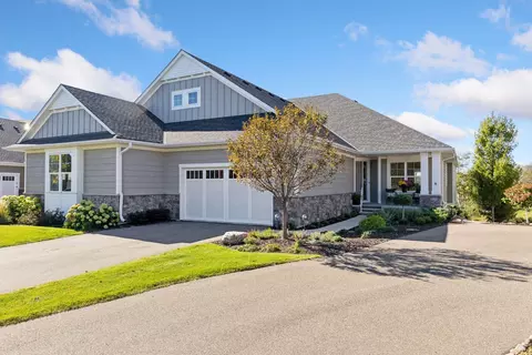 6165 Garland Ln N, Plymouth, MN 55446