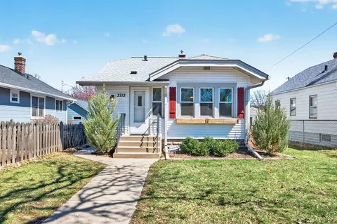 3713 42nd Ave S, Minneapolis, MN 55406