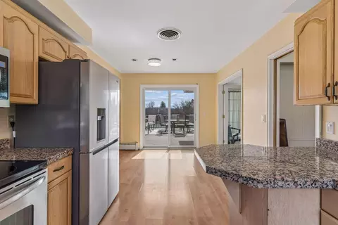 2685 Shadywood Rd, Excelsior, MN 55331 photo 7