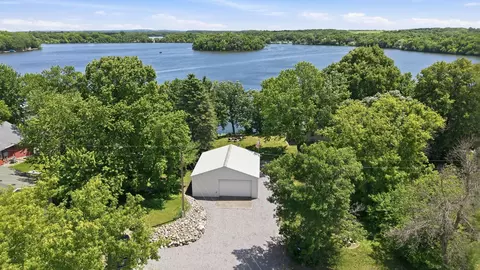 20554 Elkview Ct, Richmond, MN 56368