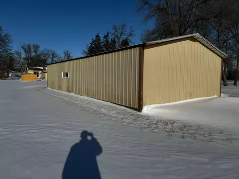 Exterior - 801 Troendle St SE, Mapleton, MN 56065 photo 8 of 15
