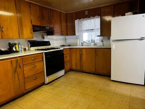 Kitchen - 801 Troendle St SE, Mapleton, MN 56065 photo 1 of 5