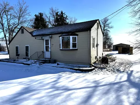 801 Troendle St SE, Mapleton, MN 56065