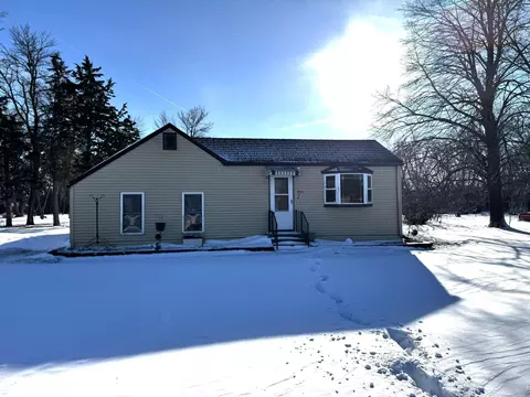 Exterior - 801 Troendle St SE, Mapleton, MN 56065 photo 2 of 15