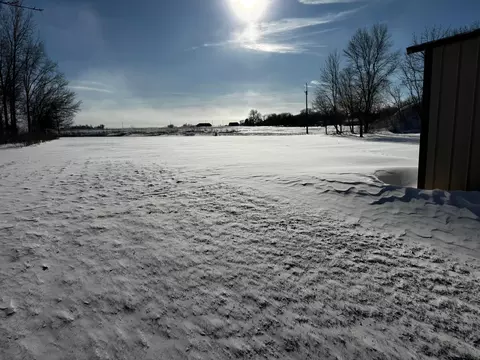 Exterior - 801 Troendle St SE, Mapleton, MN 56065 photo 6 of 15
