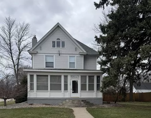 108 S 7th St, Olivia, MN 56277