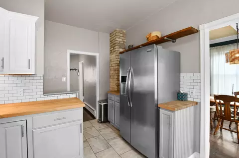 Kitchen - 451 16th Ave S, Fargo, ND 58103 photo 2 of 5