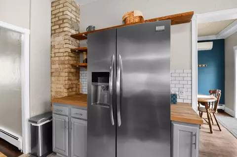 Kitchen - 451 16th Ave S, Fargo, ND 58103 photo 4 of 5