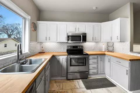 Kitchen - 451 16th Ave S, Fargo, ND 58103 photo 1 of 5