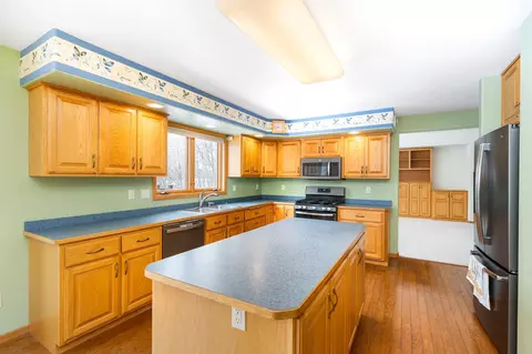 Kitchen - 5795 Ratika Rd, Duluth, MN 55810 photo 2 of 5