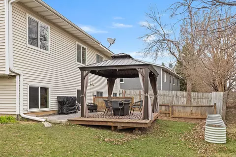 Exterior - 4404 Cinnamon Ridge Trl, Eagan, MN 55122 photo 4 of 6