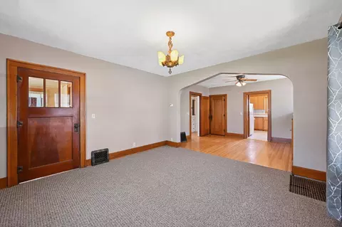 Living - 1028 10th St E, Glencoe, MN 55336 photo 2 of 5