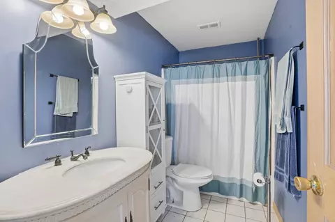 Bath - 712 Schubert Dr, Buffalo, MN 55313 photo 2 of 2