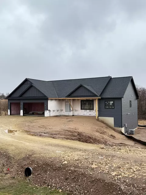 1483 48th St, Somerset, WI 54025