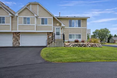 15865 Griffon Path, Apple Valley, MN 55124