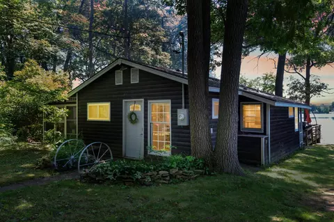 2136 Poplar Ln, Dresser, WI 54009