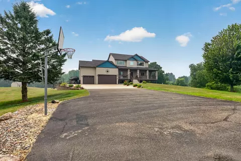 5524 188th Ave NE, Wyoming, MN 55092