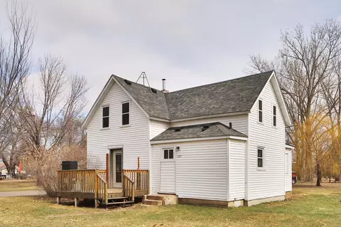 222 2nd Ave S, Bowlus, MN 56314