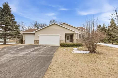 2740 Le Homme Dieu Hts NE, Alexandria, MN 56308