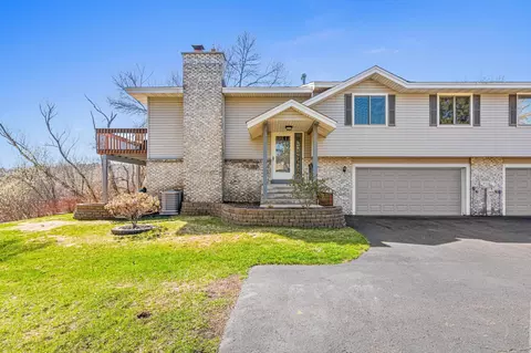5712 Royal Oaks Dr, Shoreview, MN 55126