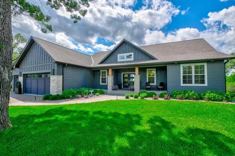 Exterior - 416 Eagle Bluff Dr, Hudson, WI 54016 photo 3 of 3