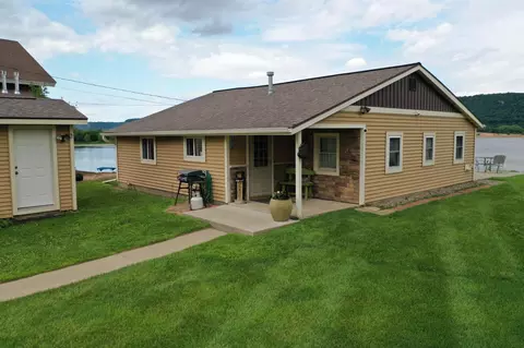 67480 County Road 76, Wabasha, MN 55981