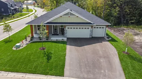 1951 Woods Pt, Waconia, MN 55387