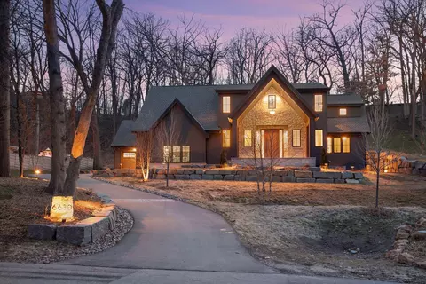 6630 Dakota Trl, Edina, MN 55439
