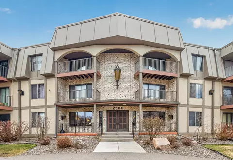 2200 Nevada Ave S #114, Saint Louis Park, MN 55426