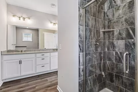 Bath - 4705 Lavender Ln, Minnetrista, MN 55331 photo 3 of 4