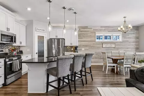 Kitchen - 4705 Lavender Ln, Minnetrista, MN 55331 photo 5 of 5