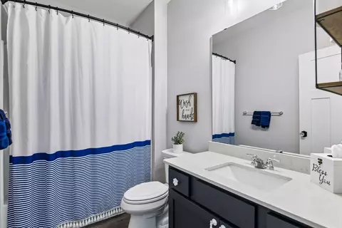 Bath - 4705 Lavender Ln, Minnetrista, MN 55331 photo 1 of 4