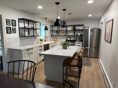Kitchen - 2632 110th St, Granada, MN 56039 photo 2 of 3