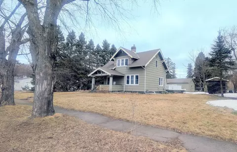 402 3rd St, Cloquet, MN 55720