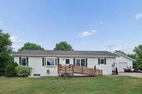 2048 Division St E, Buffalo, MN 55313