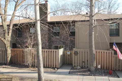2543 Unity Ave N, Golden Valley, MN 55422
