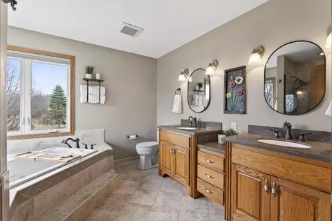 Bath - 9310 Lakeside Trl, Champlin, MN 55316 photo 2 of 6