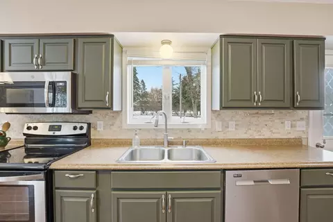 Kitchen - 23968 County Road 50, Cold Spring, MN 56320 photo 3 of 4