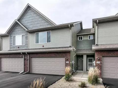7885 Gotland Ln, Lino Lakes, MN 55014