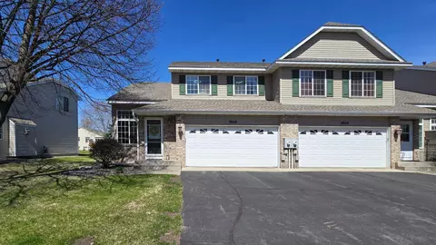 9858 Hamlet Ct S, Cottage Grove, MN 55016