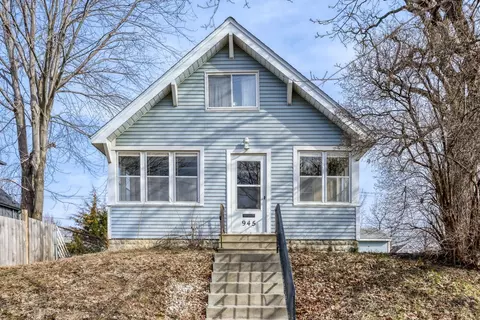 945 Front Ave, Saint Paul, MN 55103