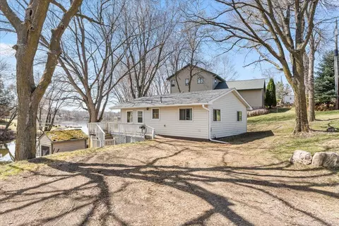19391 Cedar Island Lake Rd, Richmond, MN 56368