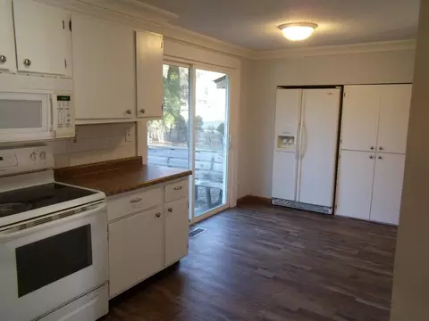 Kitchen - 5536 Kipling Ave, Minnetonka, MN 55345 photo 2 of 3