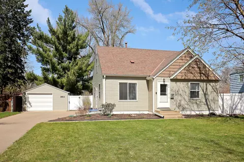 2812 W 71 12 St, Richfield, MN 55423