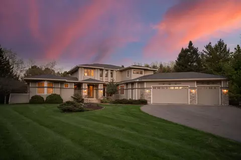 1 Windy Hill Ct, Sunfish Lake, MN 55077