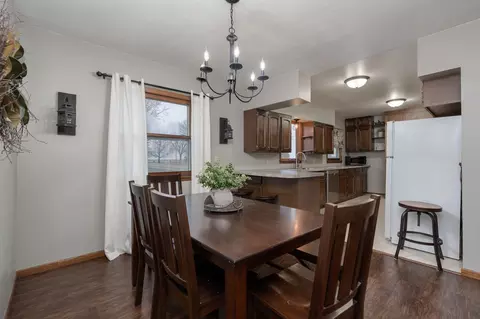 Dining - 507 2nd Ave SE, Mapleton, MN 56065 photo 2 of 3